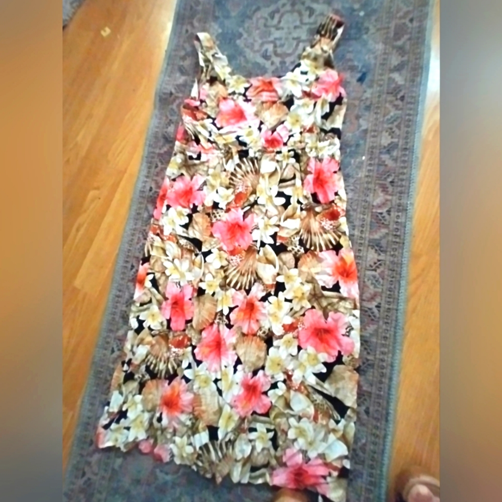 Hawaiian Floral Print Local Dress Style